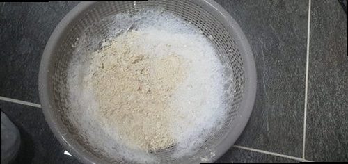 광주 퇴촌면 하수구막힘 물이 천천히 빠지고 배수구 주변에 잔여물이 남은 처치 전 상태